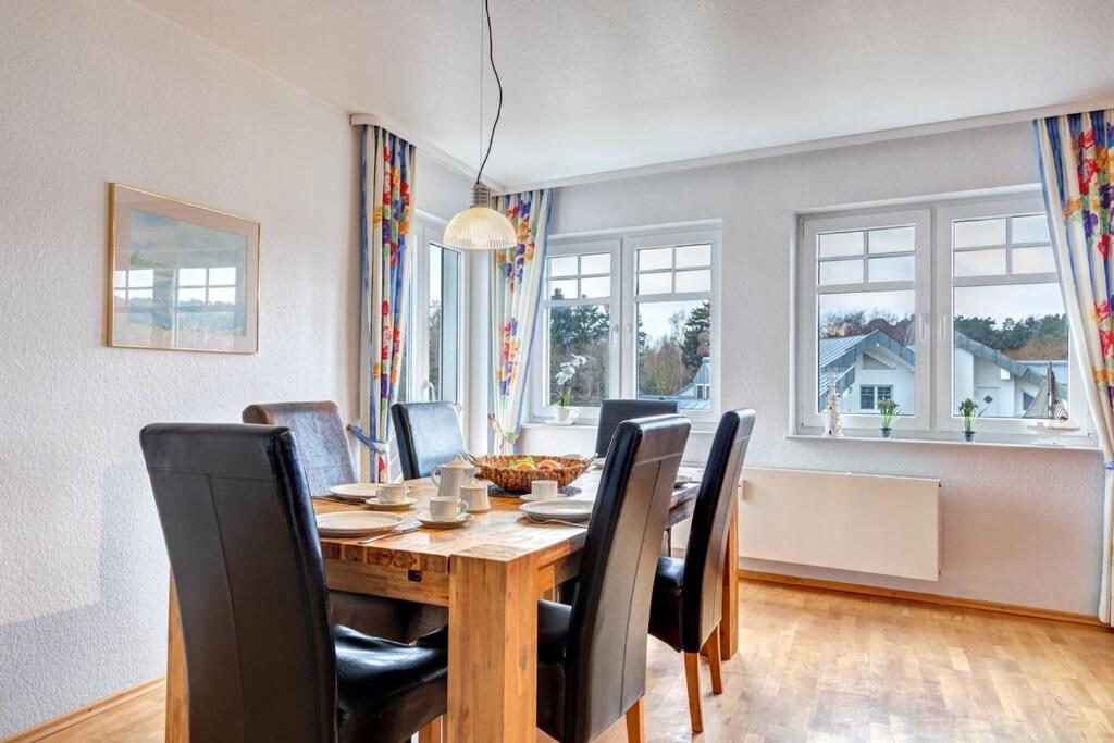 Grosse Schoene 3 Zimmer Ferienwohnung - 100 Qm - In Strandnaehe Fuer 6 Personen!! Heringsdorf  Exterior photo
